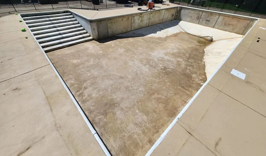 9 pool construction in North Carolina